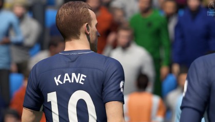 开云体育官网-拜仁连续逼抢打乱对手出球节奏，拜仁进攻战术