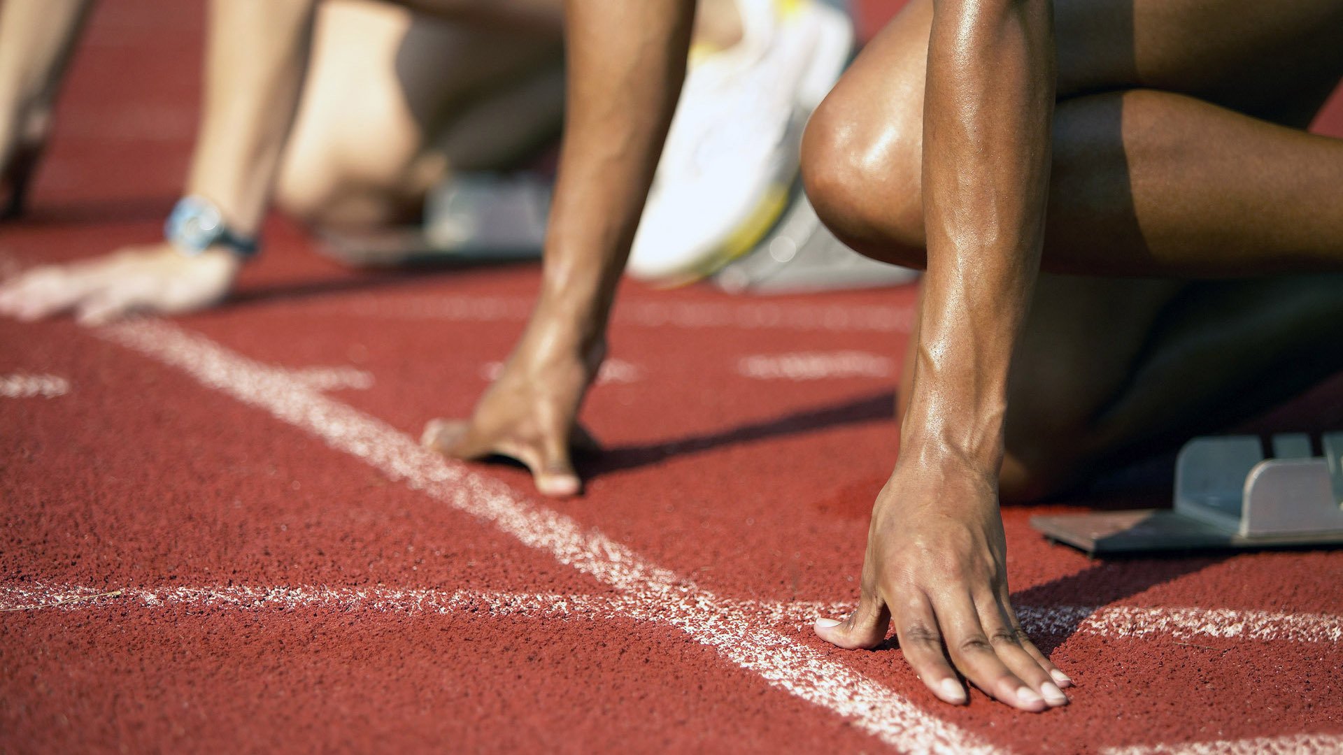 青少年运动技能发展阶段特征与教育策略，青少年运动能力发展的规律与趋势